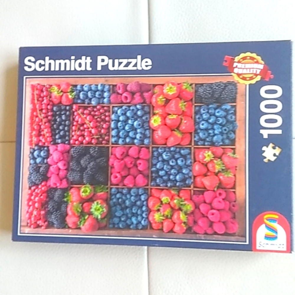 Schmidt Puzzle Berry Harvest - 1,000 pieces